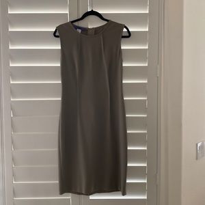 Designer dress in stretch viscose.